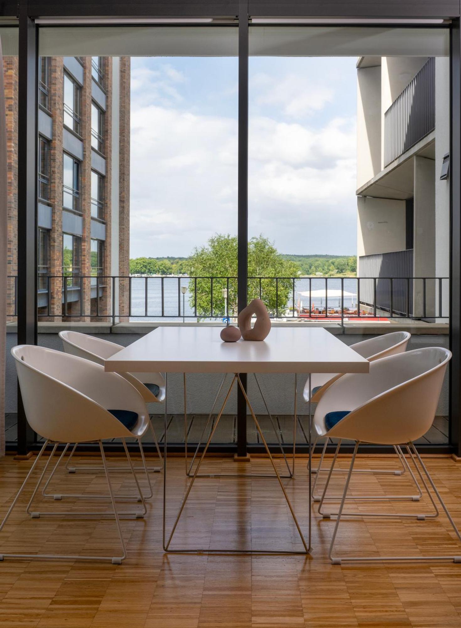 Waveboard Aparthotel Potsdam Exteriör bild